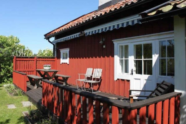 little-village-cottage-sweden-027