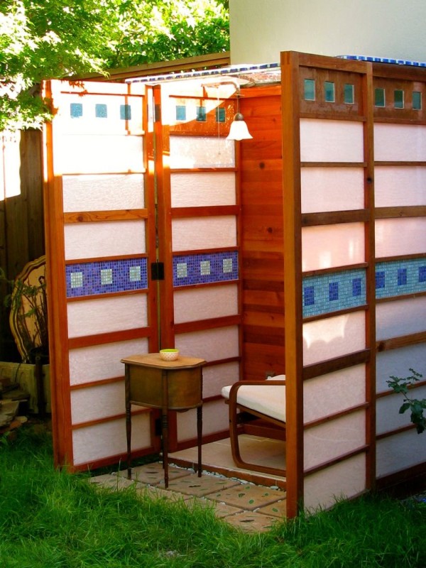 man-builds-diy-micro-writing-shed-for-wife-002