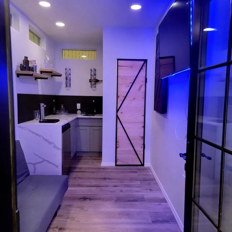 micro container home 128 sq ft 3