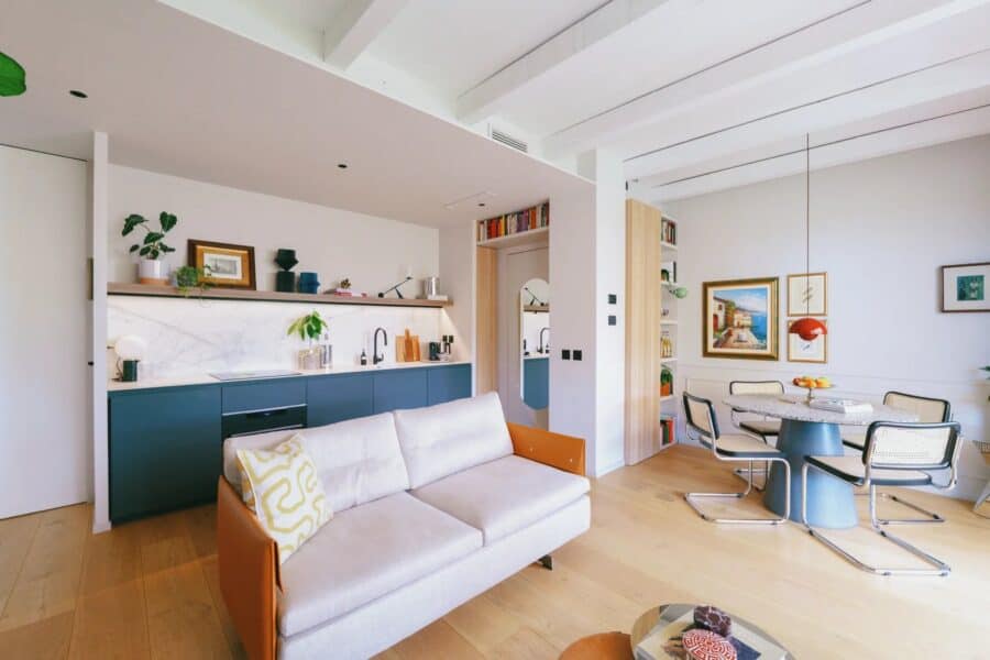 milan-apartment-simone-mongini-open-kitchen-living