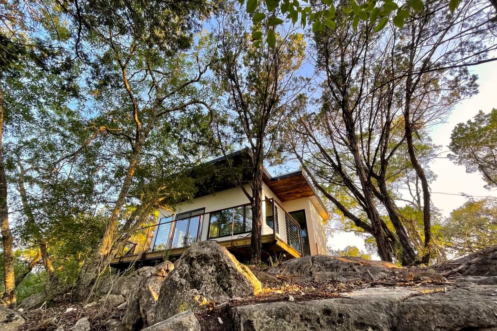 ‘minimalist Mexican casita rame