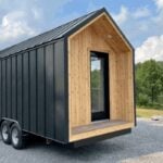 minimalist-tiny-house-exterior