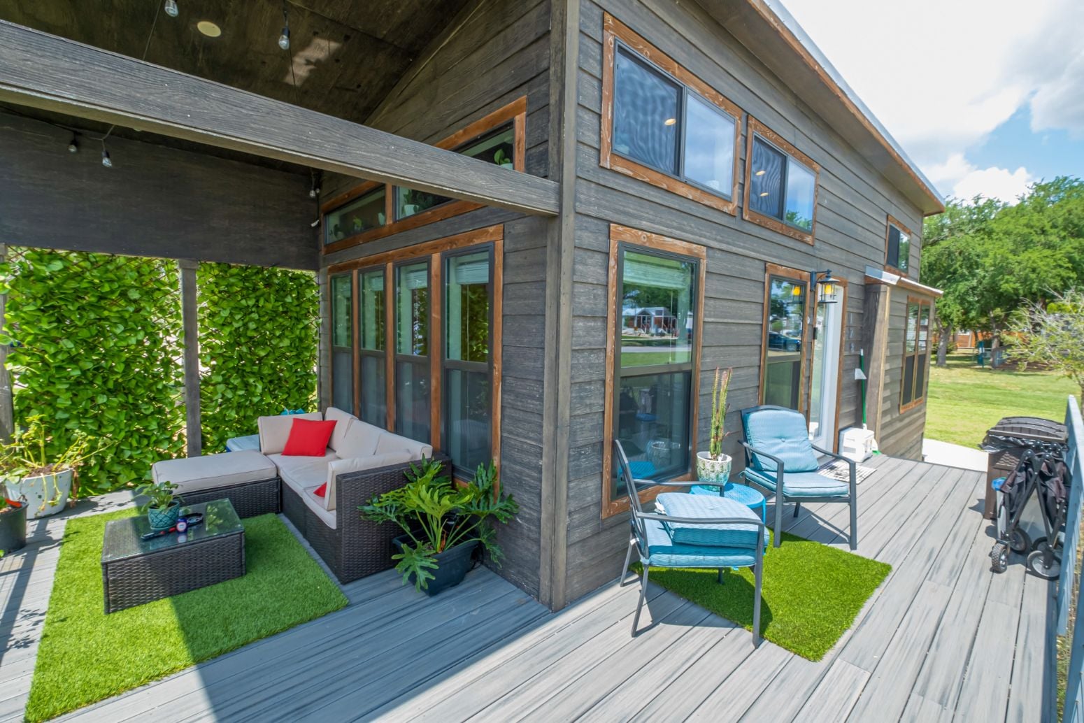 momosmichelada_exteriorporch