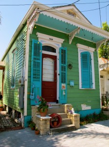 Another very colorful New Orleans shotgun house.
