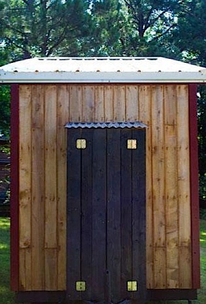 outhouse-tiny-house-by-joe-of-tennessee-tiny-homes-06