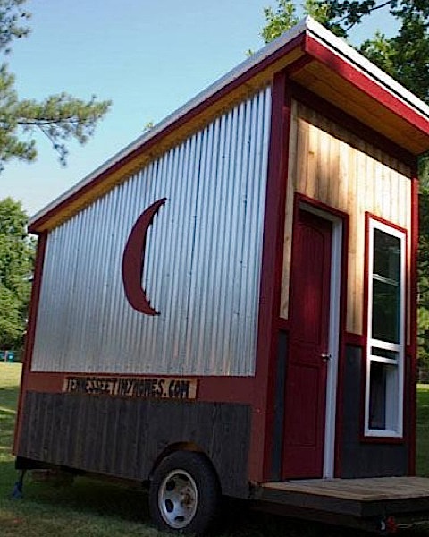 outhouse-tiny-house-by-joe-of-tennessee-tiny-homes-09