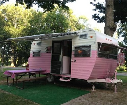 16' Pink Vintage Camper For Sale