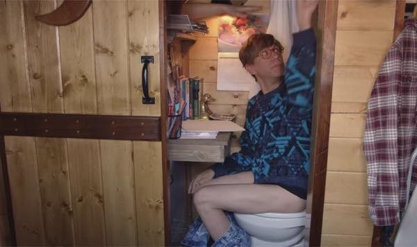 portlandia-tiny-house-living-satire