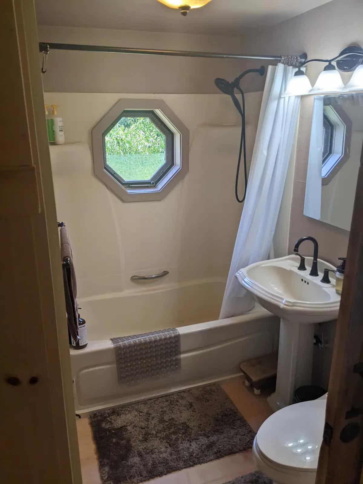 Private Sound Healing Temple: Octagonal House