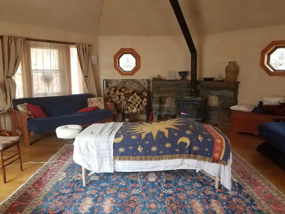Picture of Private Sound Healing Temple: Octagonal House