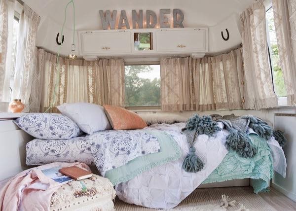 renovated-airstream-with-anthropologie-and-sarah-schneider-004