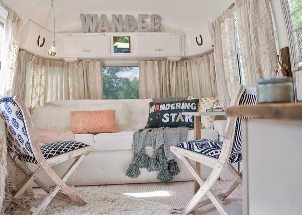 renovated-airstream-with-anthropologie-and-sarah-schneider-005