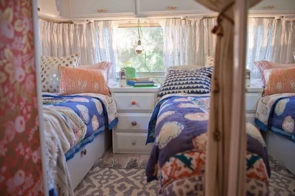 renovated-airstream-with-anthropologie-and-sarah-schneider-009