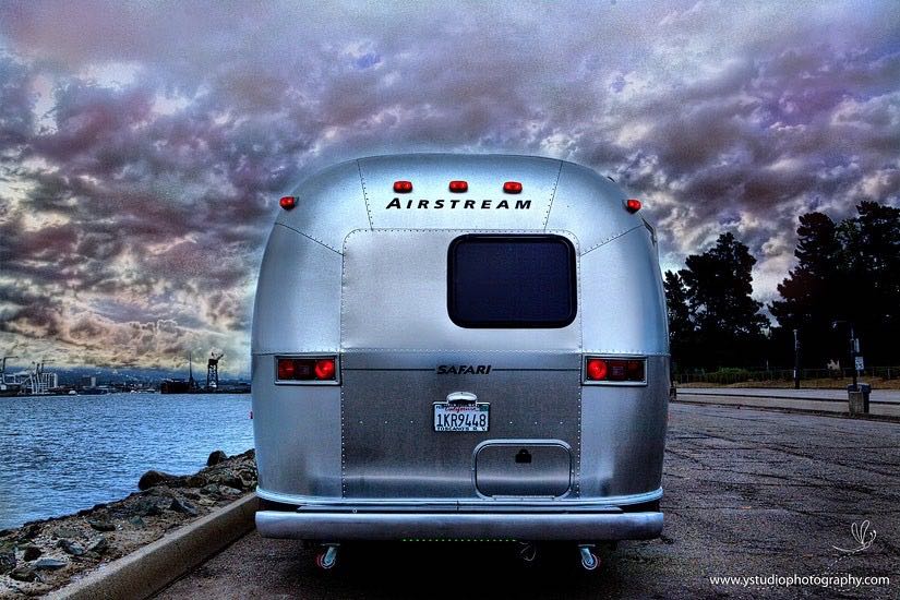 renovated-eco-airstream-vacation-0020