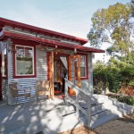 rustic-micro-cabin-rental-02