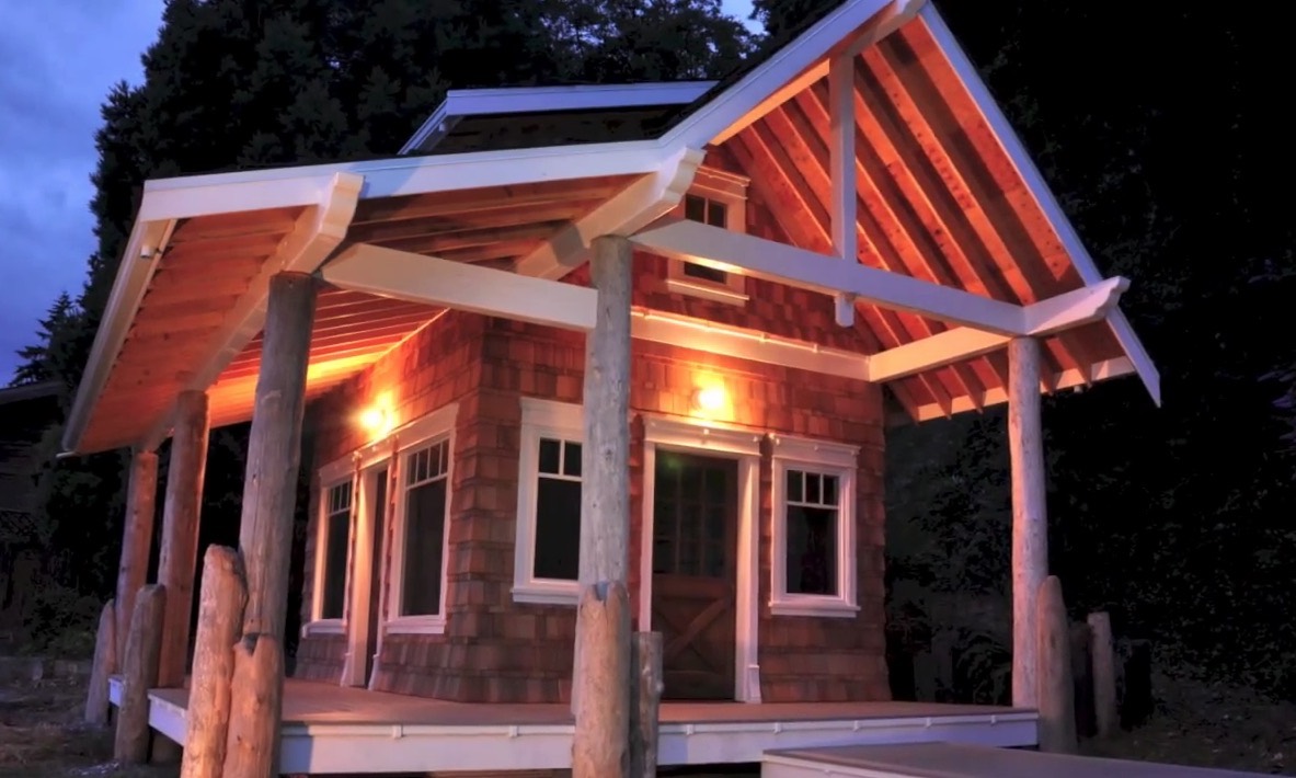 samurai-carpenter-tiny-house-001