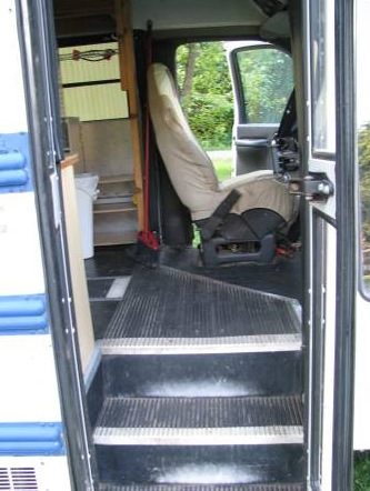 school-bus-conversion-to-motorhome-tiny-home-for-sale-004