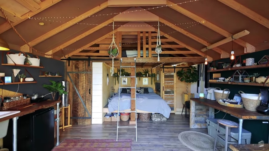 Family of Four’s $6,000 Tent Home in New Mexico
