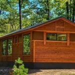Shoreline Cabin Lot 19 Exterior – Canoe Bay Village
