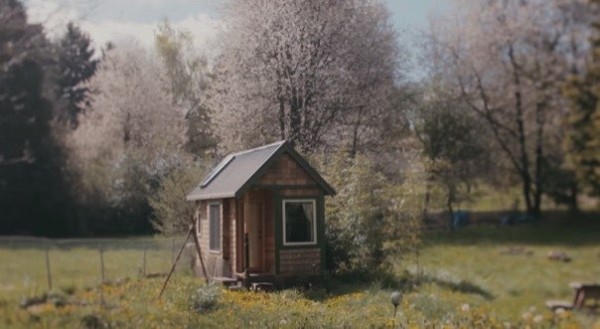 small-is-beautiful-tiny-house-documentary