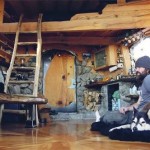 snowboarders-unbelievable-tiny-house-001