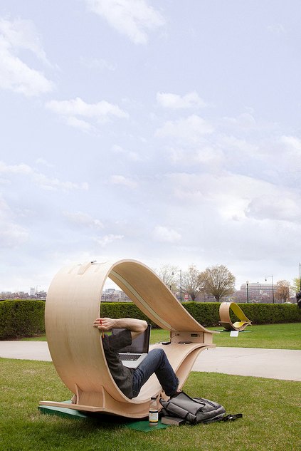 Soft Rocker - Lounge Chair that Generates Solar Energy for Your Electronics