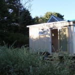 the-birdhouse-tiny-house-on-wheels-by-full-moon-tiny-shelters-001