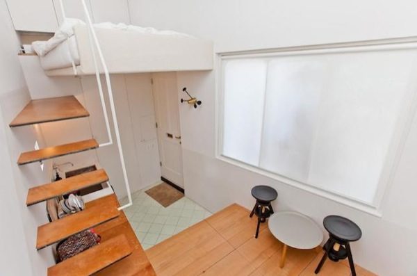 tiny-house-for-sale-in-london-0002