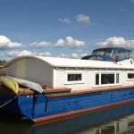 Tiny Houseboat Hotel Seattle