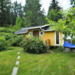 tiny-studio-cabin-sweden-001