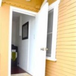 tiny-studio-hollywood-ca-entrance
