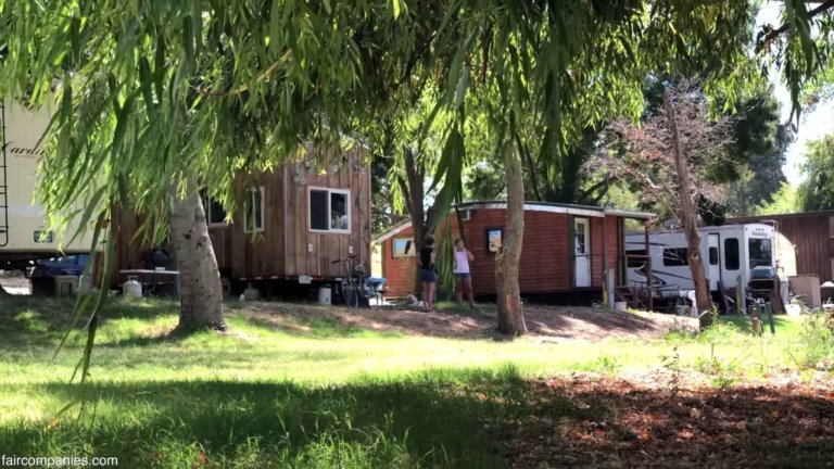 Video Tour – Northern California’s Delta Bay Tiny House Community