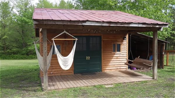 Couple Turn Shed into a Tiny House for less than $3,000!
